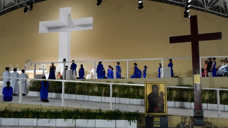 ‘Caminhemos na esperança, olhemos para nossas raízes e sigamos adiante, sem medo!’ - Jornal O São Paulo