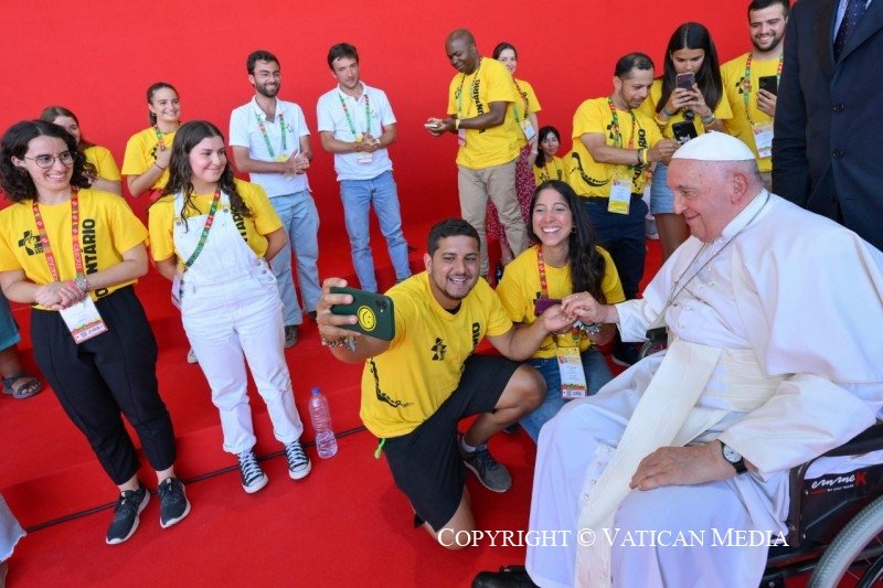 Papa agradece aos voluntários da JMJ por possibilitarem o encontro dos jovens com Cristo - Jornal O São Paulo