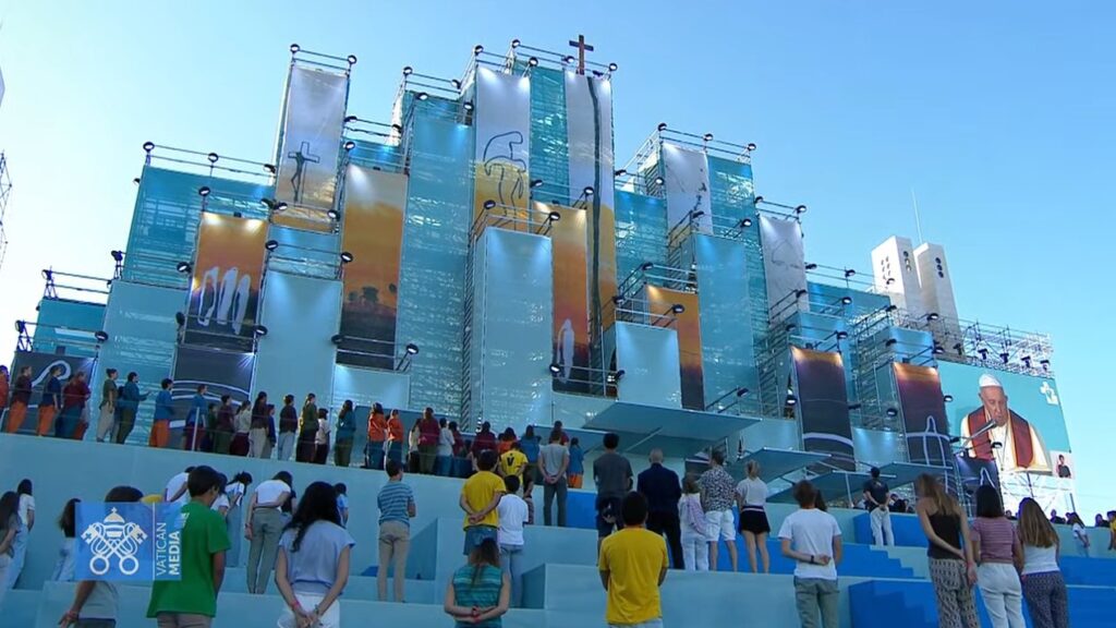 ‘Quando olhamos para o Crucificado, vemos a beleza do amor que dá sua vida por cada um de nós’ - Jornal O São Paulo