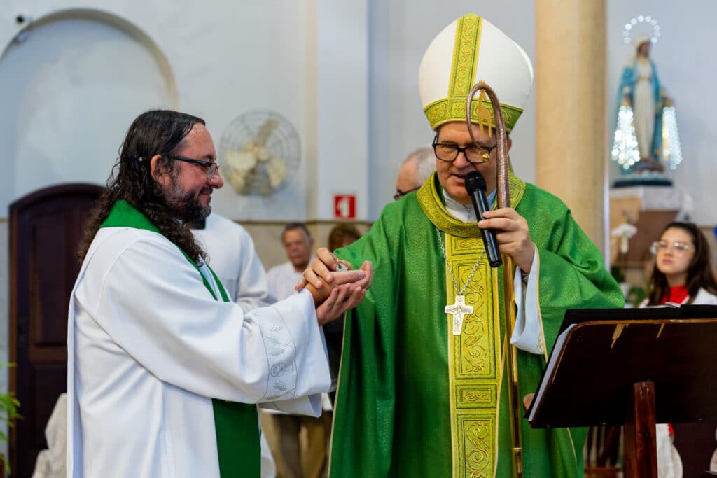 Posse de padres, crisma e formações são destaques no Ipiranga - Jornal O São Paulo