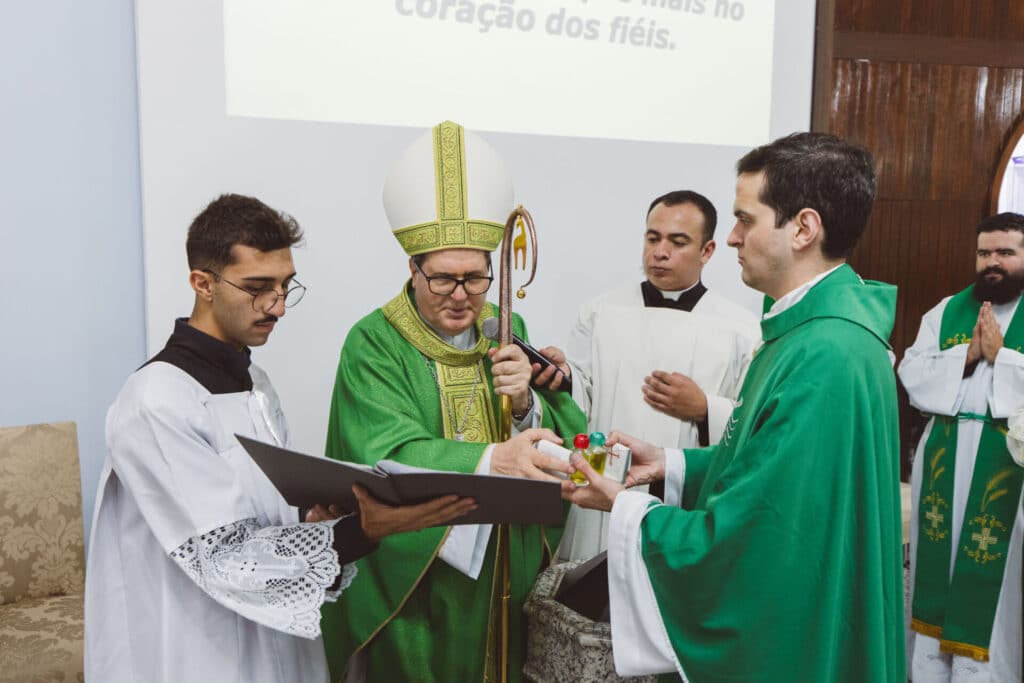 Posse de padres, crisma e formações são destaques no Ipiranga - Jornal O São Paulo
