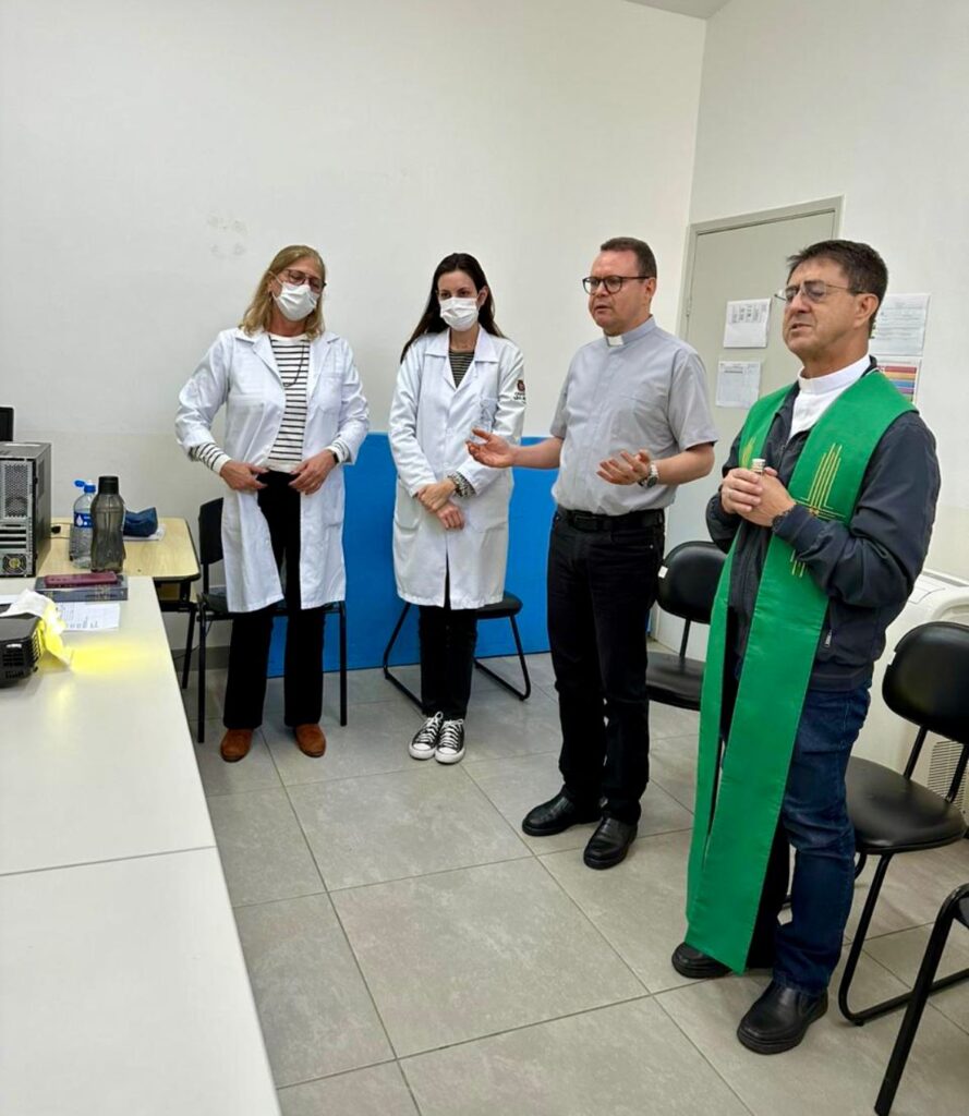 Dom José Benedito faz visita pastoral à Paróquia São João Maria Vianney - Jornal O São Paulo
