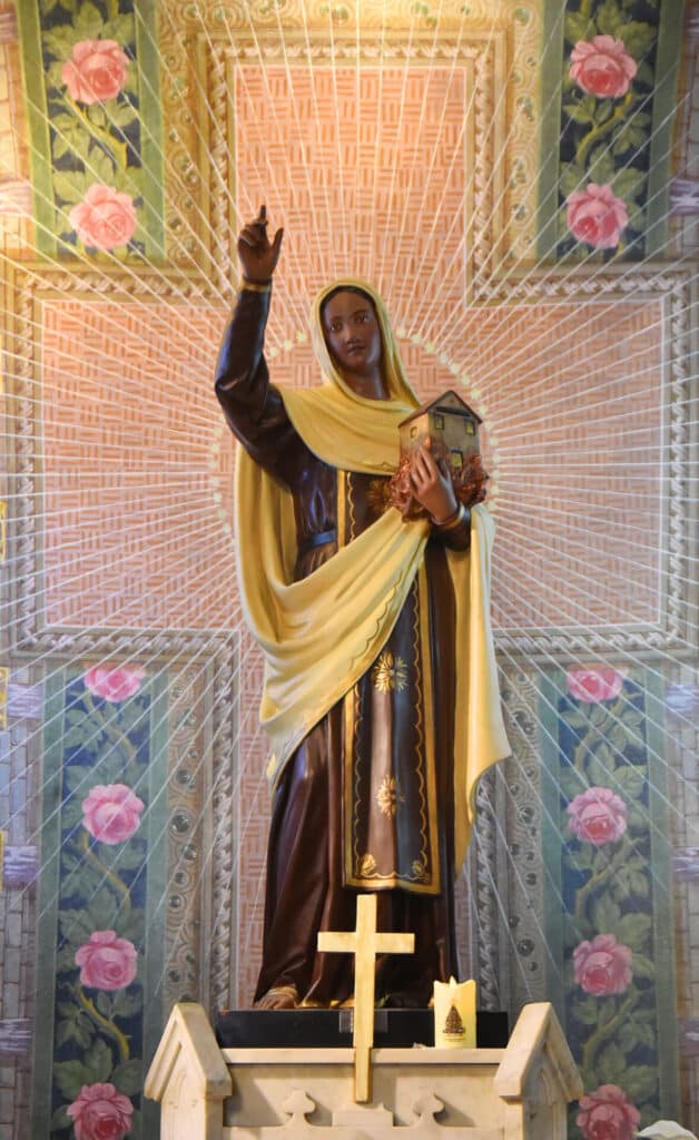 Santa Ifigênia: paróquia histórica para devoção eucarística na cidade tem novo pároco - Jornal O São Paulo