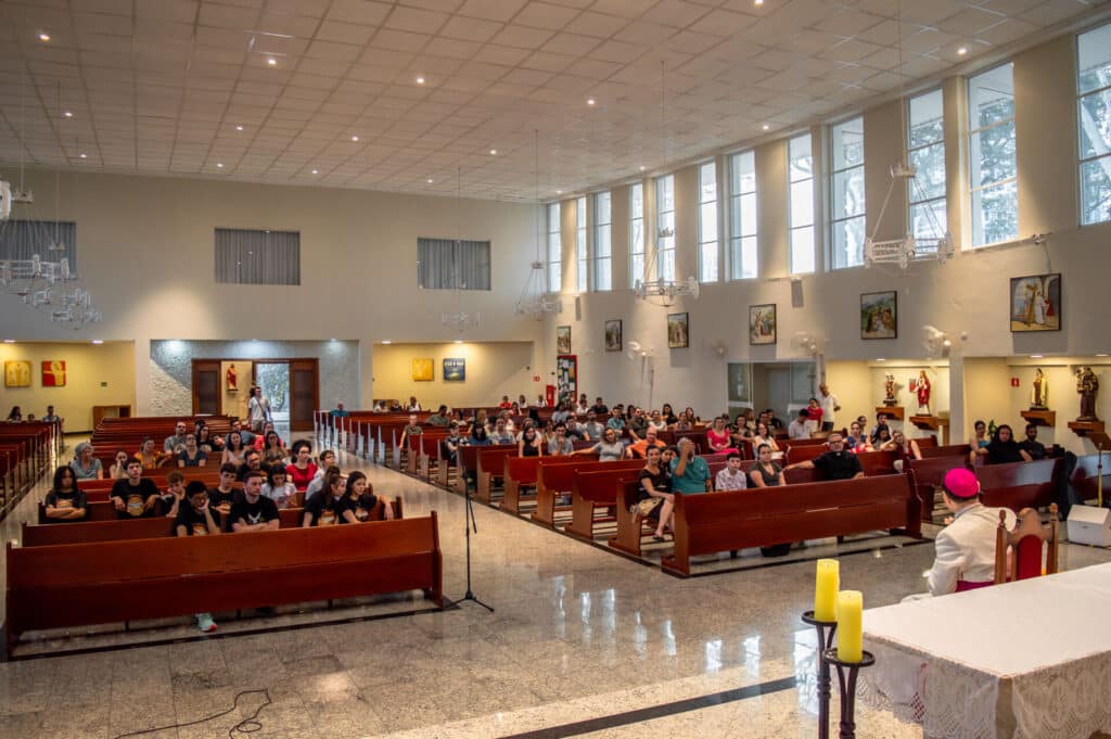 Dom Cícero se encontra com jovens dos Setores Carrão/Formosa e Tatuapé - Jornal O São Paulo