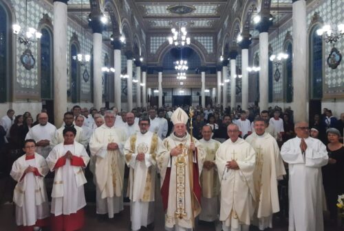 Dom Jorge Pierozan preside missas em festas patronais e em capela resturada - Jornal O São Paulo