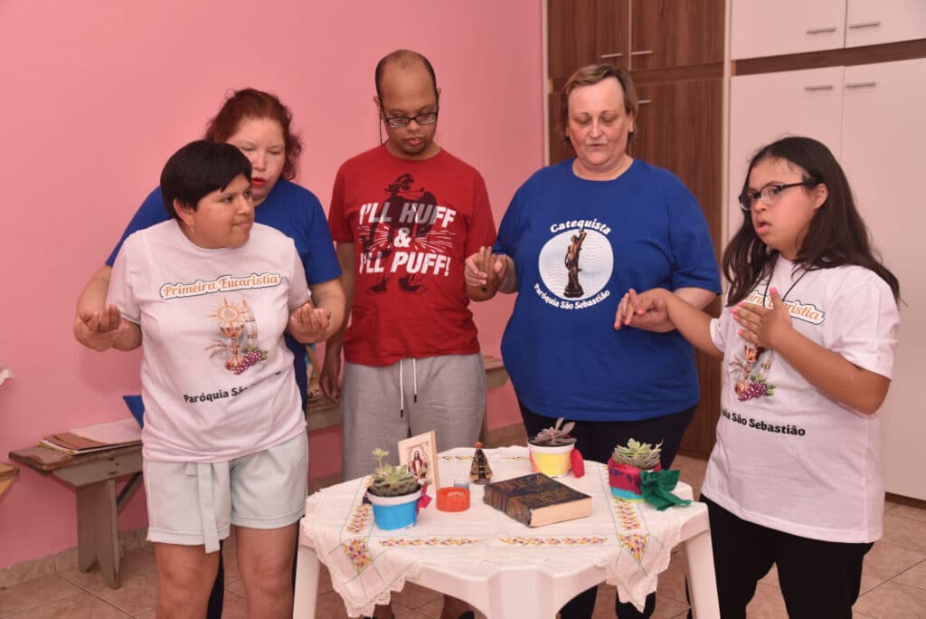 Catequese Inclusiva: nada pode impedir que alguém se encontre com Deus - Jornal O São Paulo