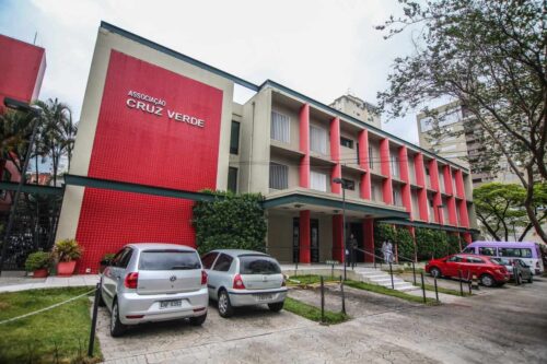 Conheça o Hospital Cruz Verde, referência no atendimento a pessoas com paralisia cerebral - Jornal O São Paulo