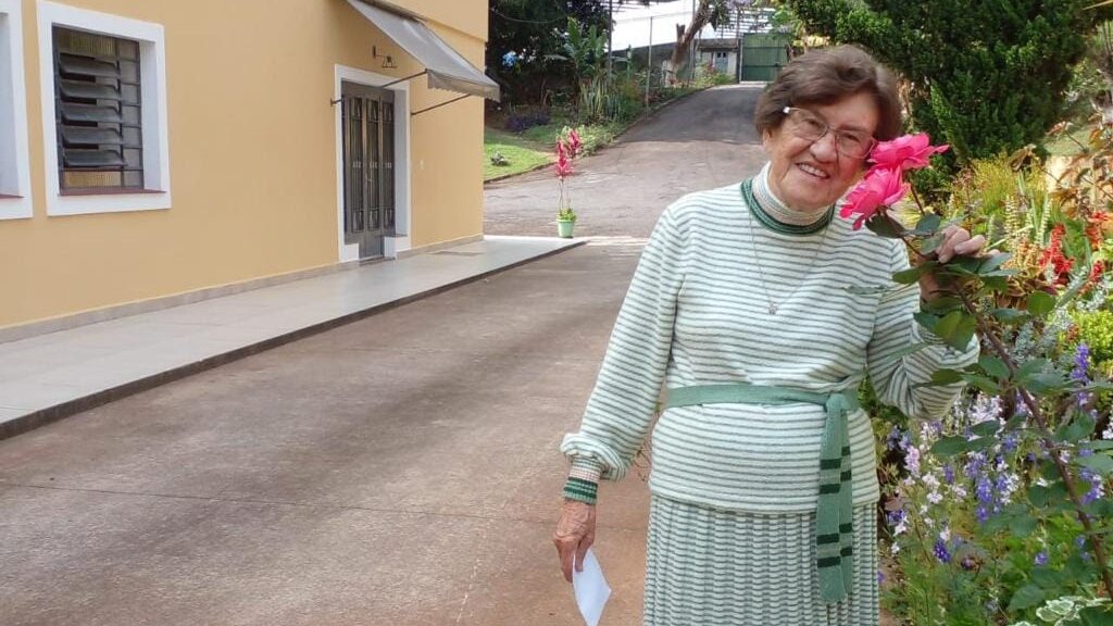 Dom Ângelo preside missa no ‘Dia de Finados’ e crismas - Jornal O São Paulo