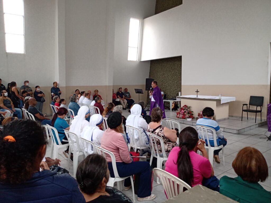 Crismas, missas em cemitérios e promoção vocacional em destaque na Região Santana - Jornal O São Paulo