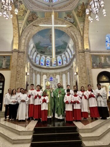Dom Ângelo faz visita à Paróquia Nossa Senhora Aparecida, em Moema - Jornal O São Paulo