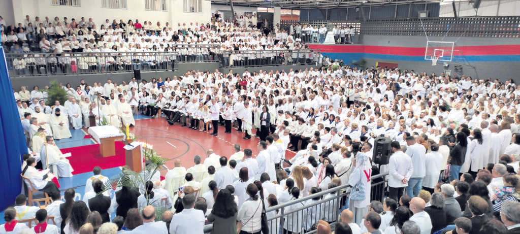 Belém: Ministros extraordinários da Sagrada Comunhão são instituídos na Região - Jornal O São Paulo
