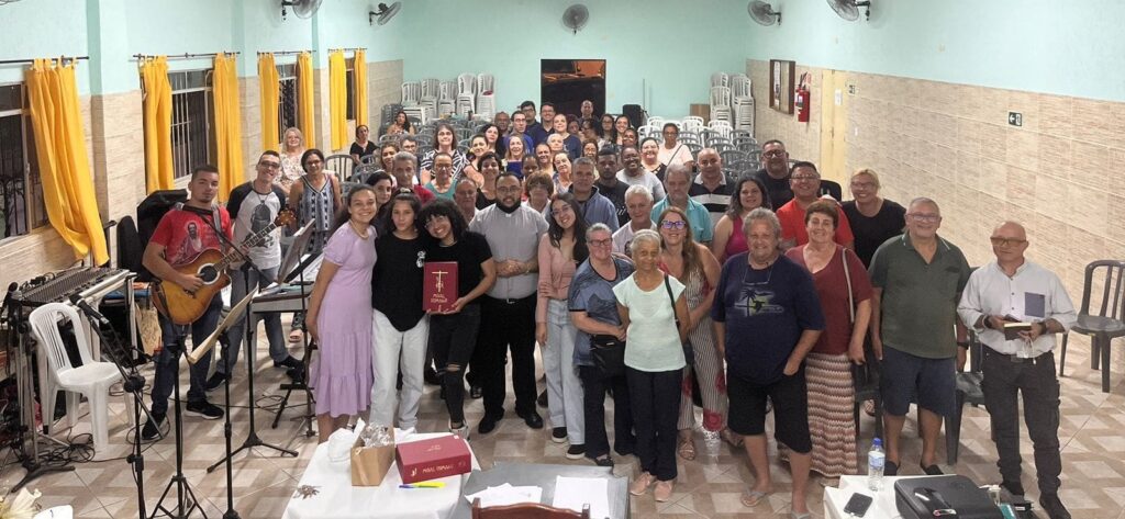 Paróquias no Belém têm celebrações de Crismas e 1ª Eucaristia - Jornal O São Paulo