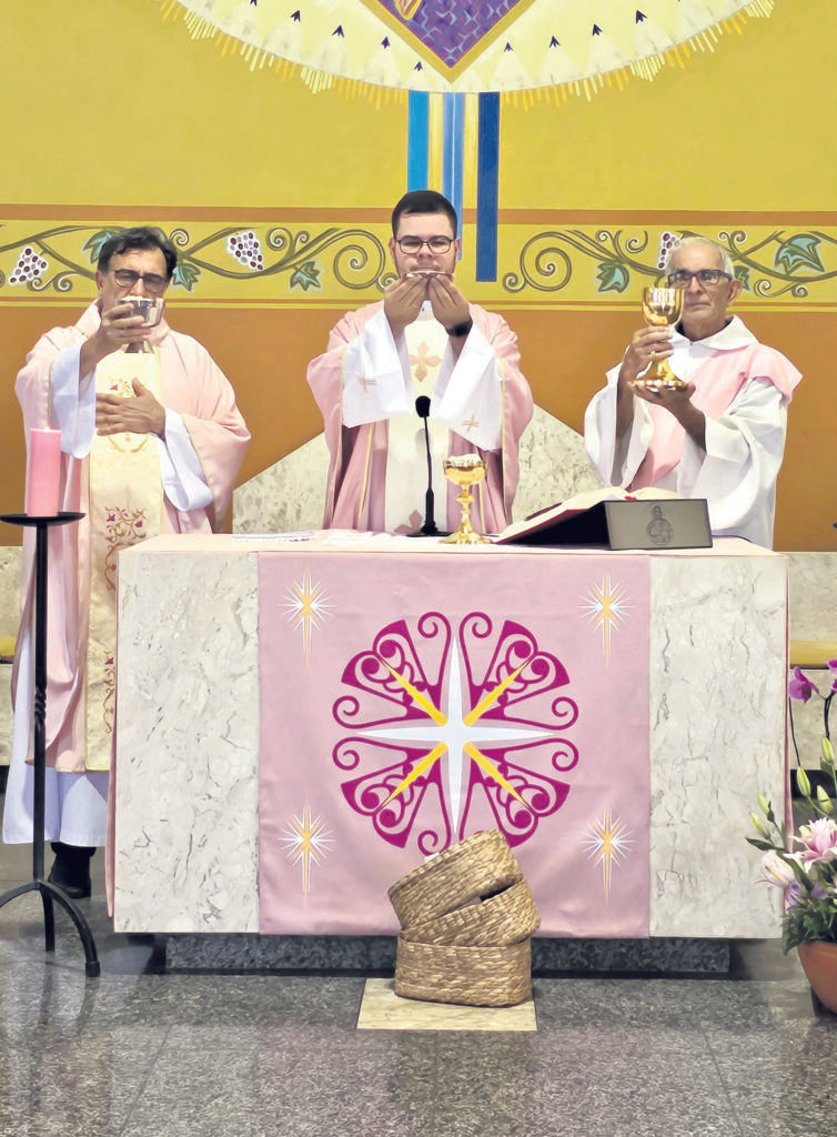 Missas e atividades de confraternização mobilizam paróquias na Brasilândia - Jornal O São Paulo