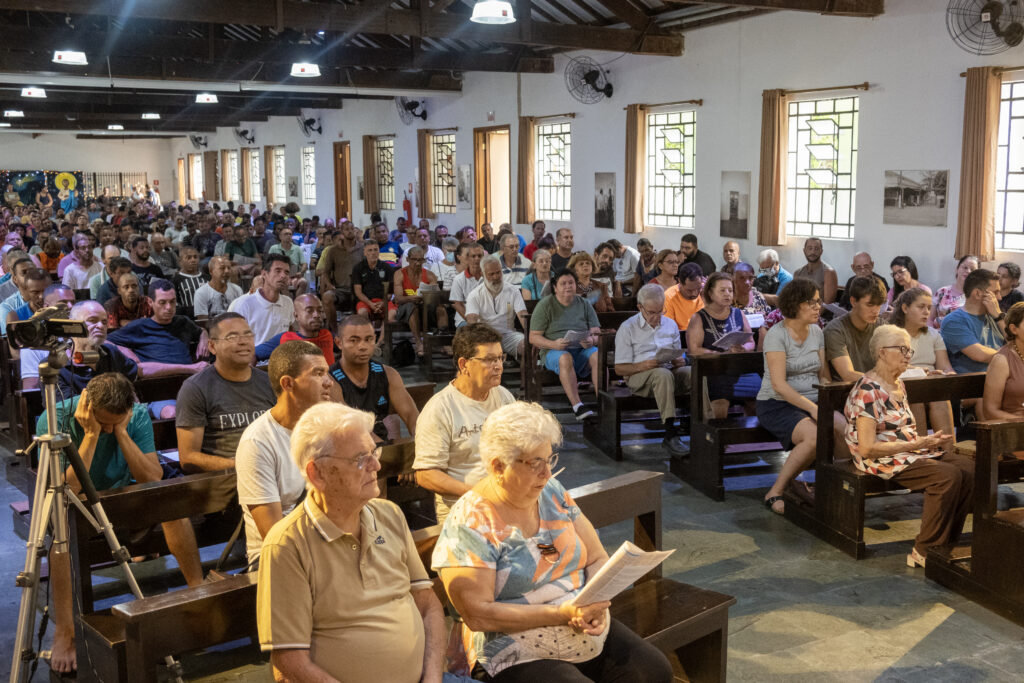 ‘Hoje temos a certeza de que Ele está no meio de nós’ - Jornal O São Paulo