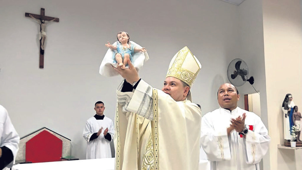 Dom Cícero preside missas do Tempo do Natal em paróquias da Região Belém - Jornal O São Paulo
