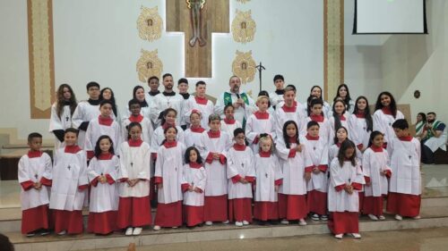 Na Brasilândia, 30 novos coroinhas são investidos na Paróquia Santo Antônio - Jornal O São Paulo