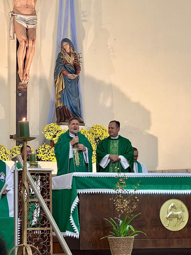 No Ipiranga, Dom Ângelo preside ordenação diaconal e missas em paróquias - Jornal O São Paulo