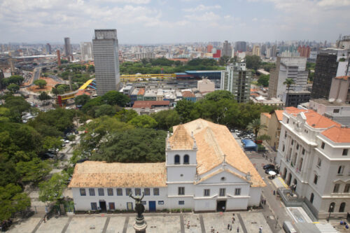A metrópole que nasceu da fé - Jornal O São Paulo