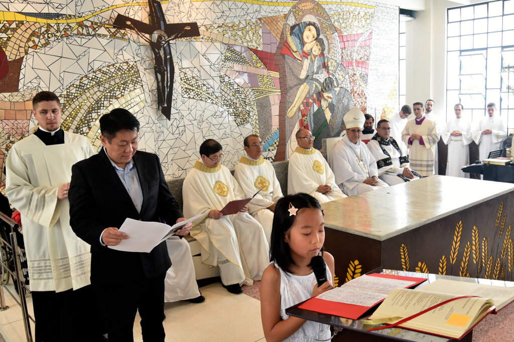 Templo e altar são dedicados na Paróquia Pessoal Chinesa Sagrada Família - Jornal O São Paulo