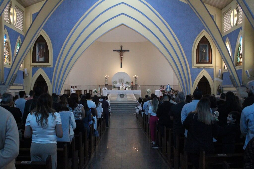 Festas paroquiais, apresentação de padres e escola de fé e política em destaque na Região Belém - Jornal O São Paulo