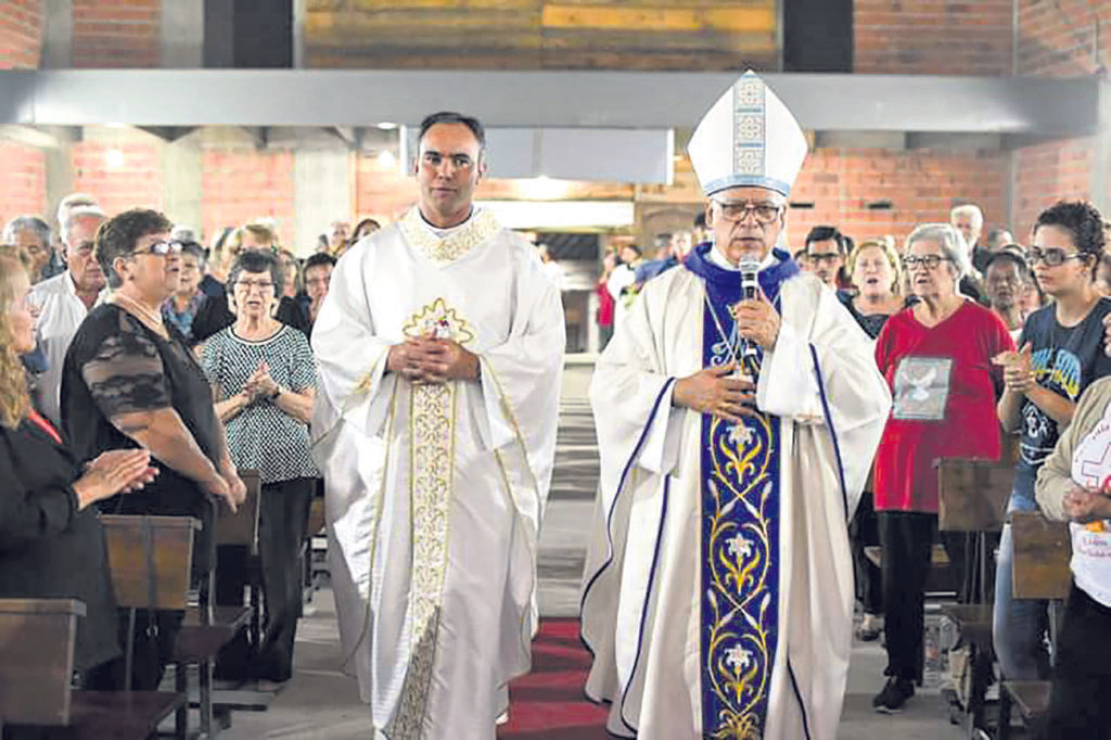Posse de padres e formações em destaque na Brasilândia - Jornal O São Paulo