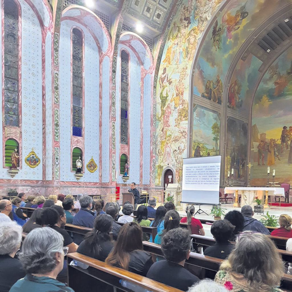 Posse de padres e formações marcam a semana na Região Ipiranga - Jornal O São Paulo