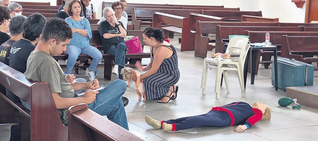 Paróquias da Lapa acolhem padres e realizam formações - Jornal O São Paulo