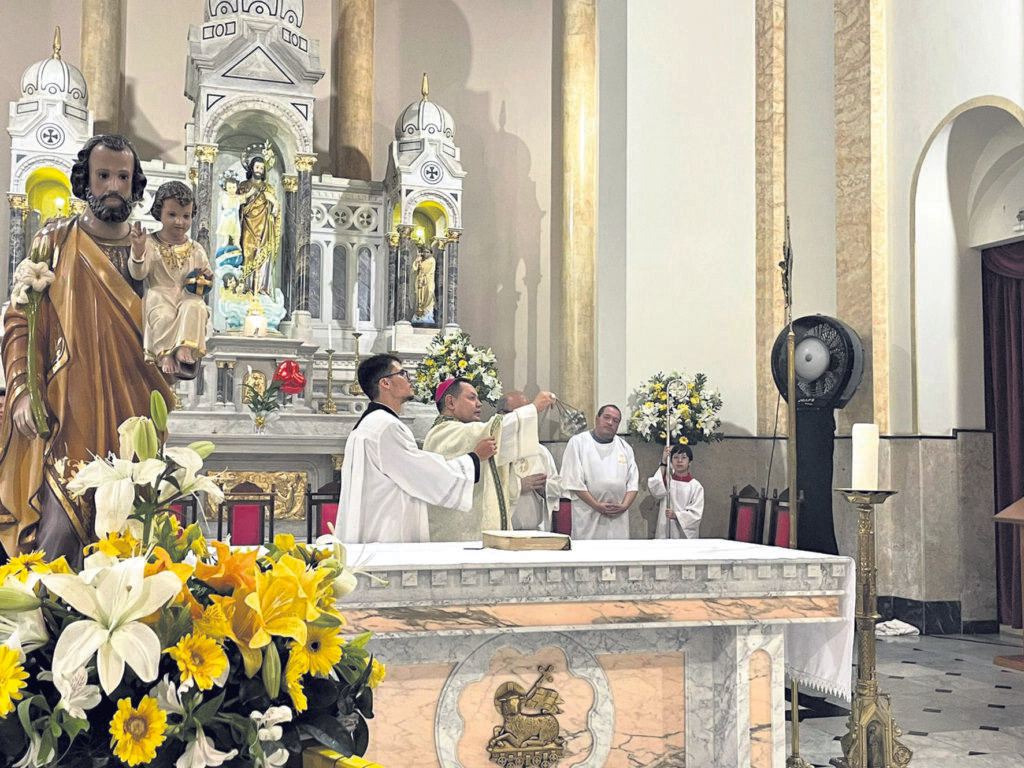 Dom Cícero faz visita pastoral à Paróquia São Mateus Apóstolo - Jornal O São Paulo