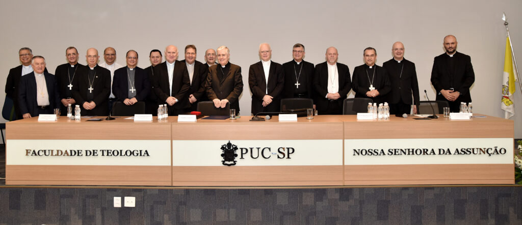 Núncio Apostólico ressalta o papel das faculdades de Teologia e de Direito Canônico para confirmar a fé e a comunhão da Igreja - Jornal O São Paulo