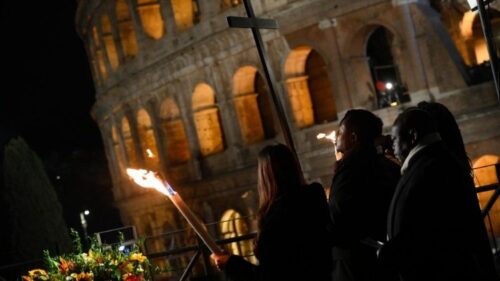Saiba detalhes sobre as meditações do Papa Francisco para a Via-Sacra no Coliseu - Jornal O São Paulo