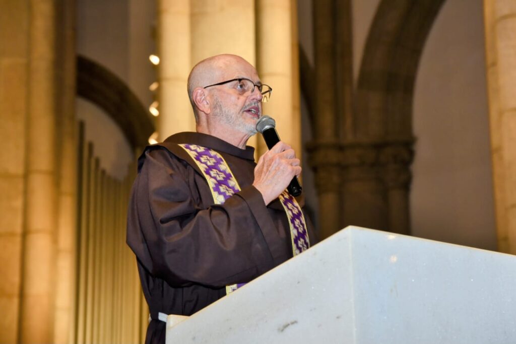Na Sexta-feira da Paixão, fiéis recordam as últimas palavras de Cristo na cruz - Jornal O São Paulo