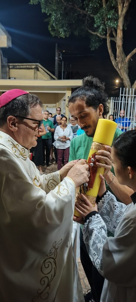 Dom Ângelo preside o Tríduo Pascal na Comunidade São Domingos - Jornal O São Paulo