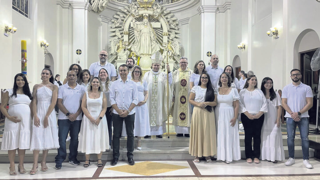 Dom Cícero preside Crismas e participa de eventos na Região Belém - Jornal O São Paulo