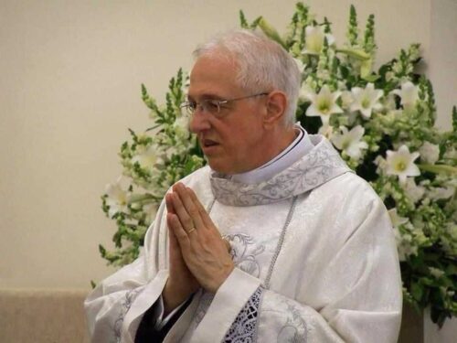 Fiéis e clérigos se despedem do Padre Ivan Danhoni, morto aos 66 anos - Jornal O São Paulo