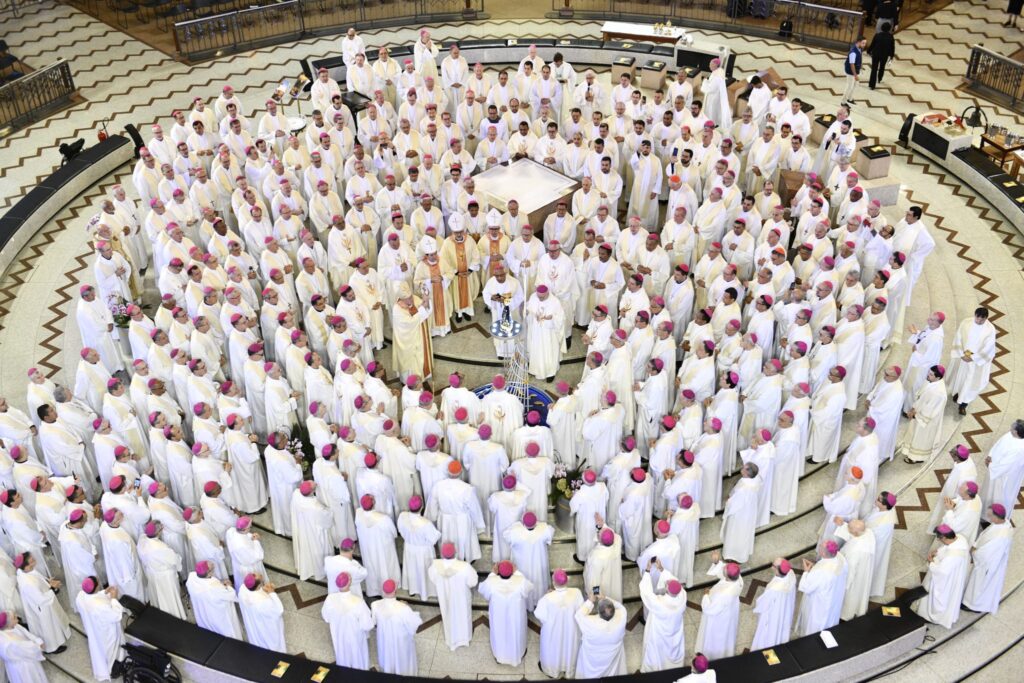 Bispos concluem 61ª Assembleia Geral da CNBB com missa e consagração à Padroeira do Brasil - Jornal O São Paulo