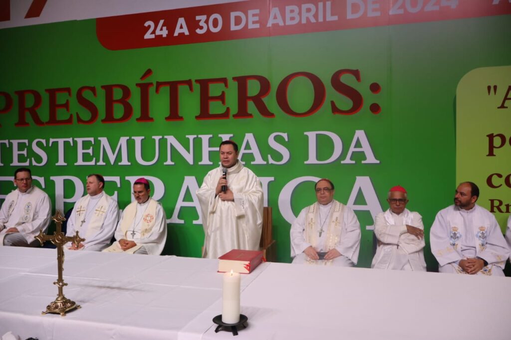 19º ENP: ‘Sem oração não existe presbítero testemunha da esperança’ - Jornal O São Paulo