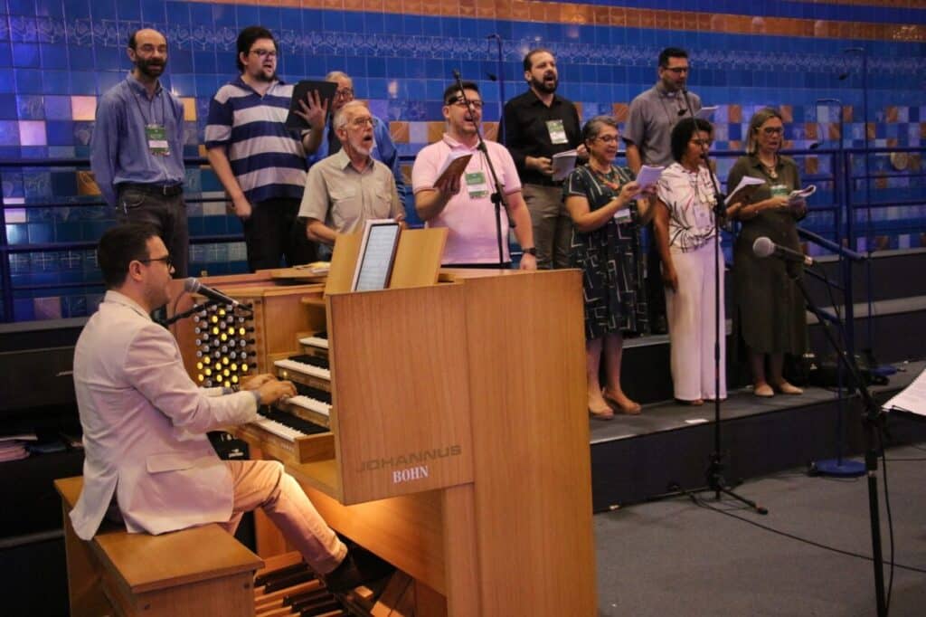 Hino do Jubileu 2025 em língua portuguesa é entoado pela primeira vez em Aparecida - Jornal O São Paulo