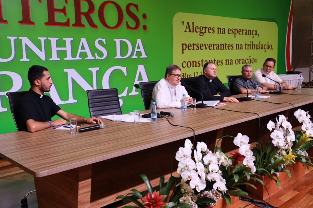 19º ENP: ‘Saúde Integral do Presbítero’ é o tema em destaque no penúltimo dia do evento - Jornal O São Paulo