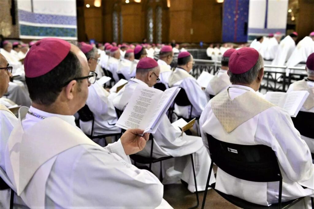 Em retiro, bispos do Brasil refletem sobre a comunhão, participação e missão - Jornal O São Paulo