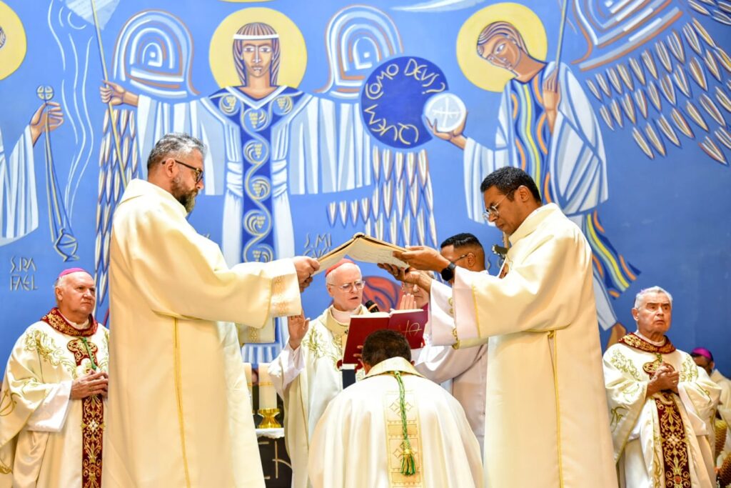 Em São Miguel Paulista, Monsenhor Edilson Silva é ordenado Bispo pelo Cardeal Scherer - Jornal O São Paulo