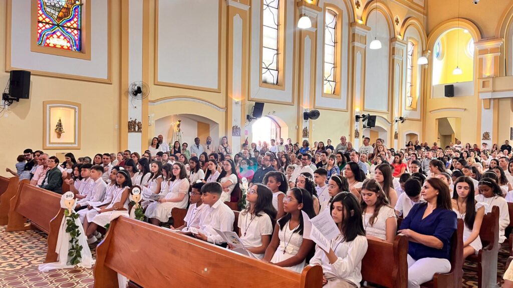 Múltiplas atividades mobilizam clérigos e fiéis na Brasilândia - Jornal O São Paulo