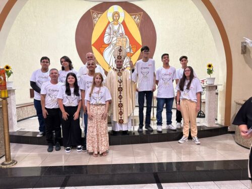 Dom Cícero confere o sacramento da Crisma em 3 paróquias na Região Belém - Jornal O São Paulo