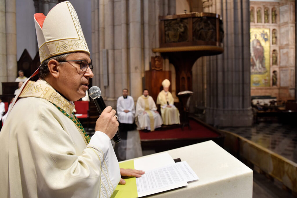 Dom Edilson Silva toma posse do ofício de Bispo Auxiliar da Arquidiocese - Jornal O São Paulo