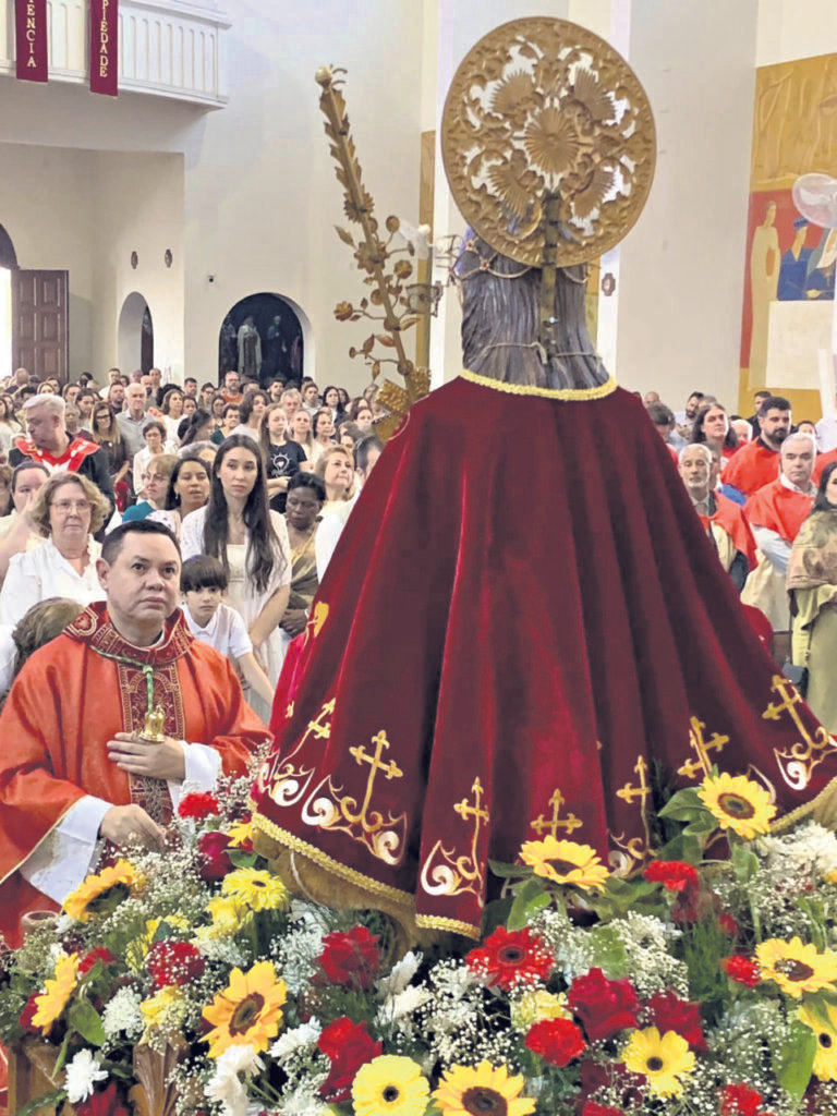 No Belém, Dom Cícero preside Crismas e festas patronais em paróquias - Jornal O São Paulo