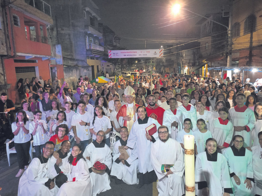 Dom Carlos Silva preside missa campal na Paróquia Espírito Santo - Jornal O São Paulo