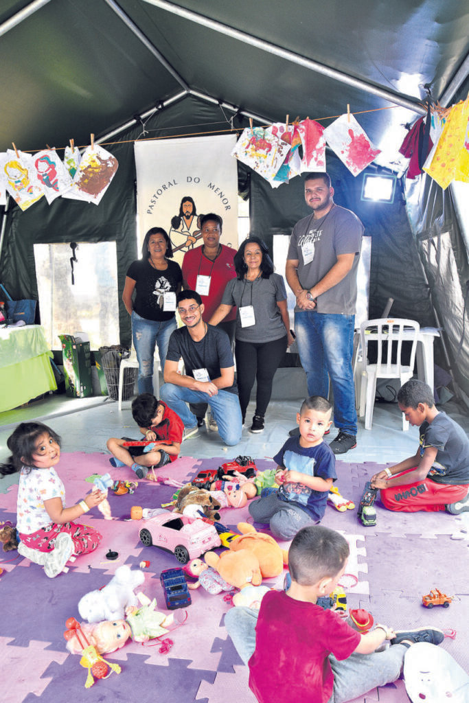 Um mutirão de solidariedade e cidadania na Praça da Sé - Jornal O São Paulo