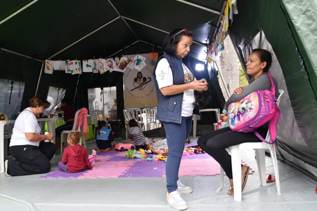 Um mutirão de solidariedade e cidadania na Praça da Sé - Jornal O São Paulo