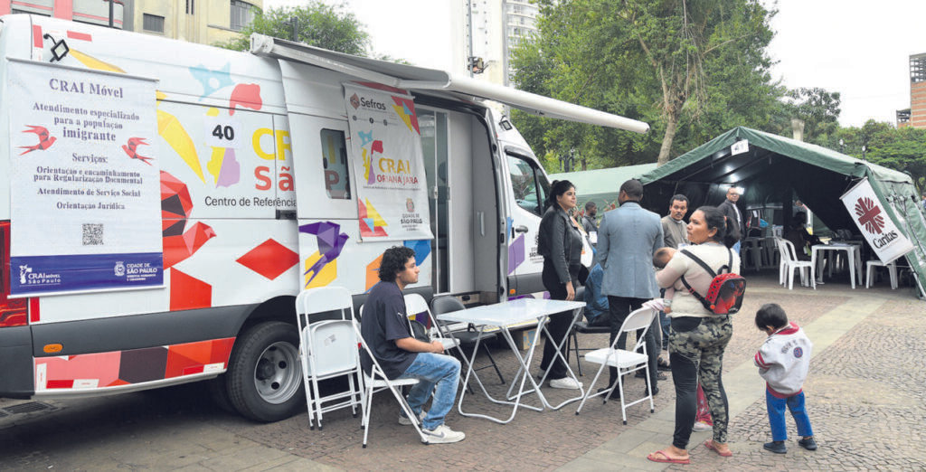 Um mutirão de solidariedade e cidadania na Praça da Sé - Jornal O São Paulo