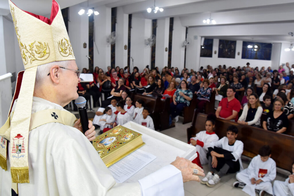 Aos 50 anos, Paróquia Sagrado Coração de Jesus tem rosto jovem e famílias unidas - Jornal O São Paulo