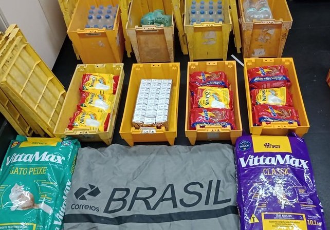 Correios suspendem temporariamente o recebimento de doações de roupas ao RS - Jornal O São Paulo